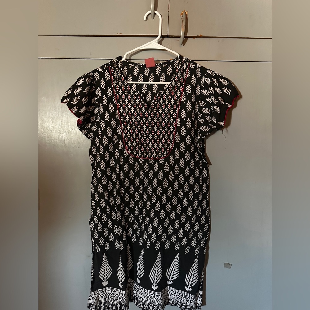 Black and White Leaf Print Dress